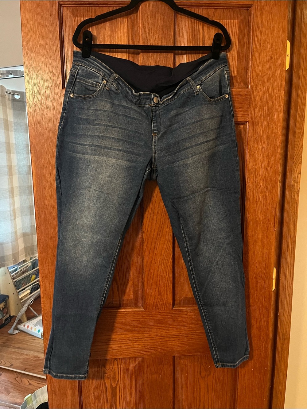 Time and Tru Maternity Jeans
Size XXL